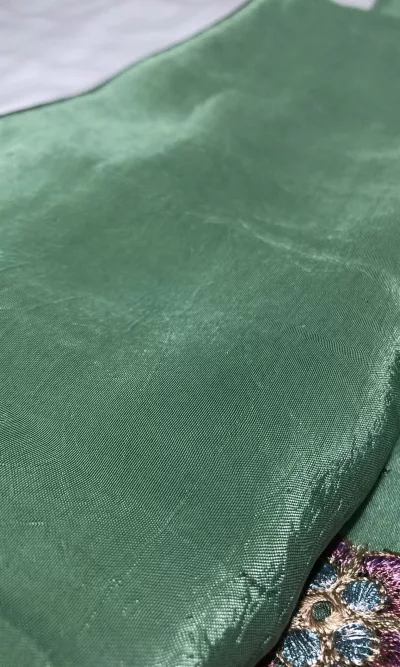 Best Asian and Pakistani Clothes Online. A popular UK provider of Fashion, with luxury and designer brands in clothing, for all occasions.