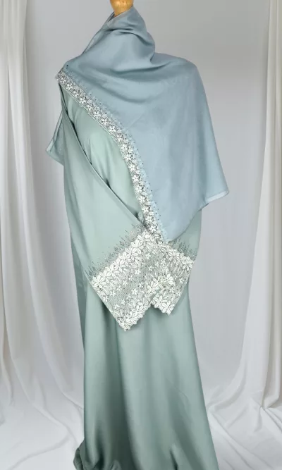 High Quality Elegant Dubai Abaya with Embroidery-Green